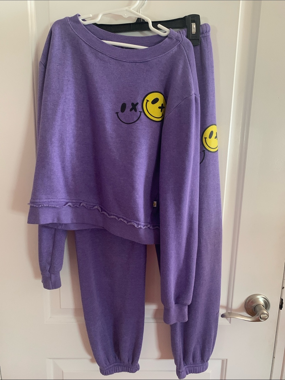 NWOT love J Purple Crewneck with Yellow Smiley Label Sweat Set Love Junkie
